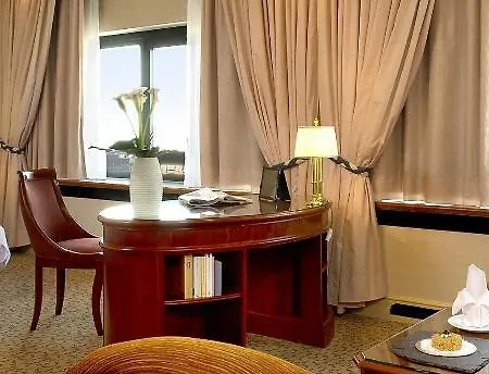 Otel Intercontinental Frankfurt, An Ihg 5*