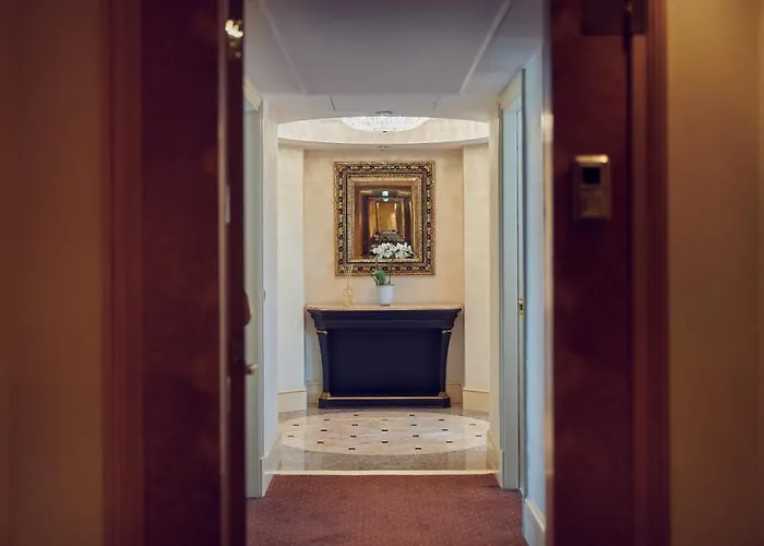 Intercontinental Frankfurt, An Ihg